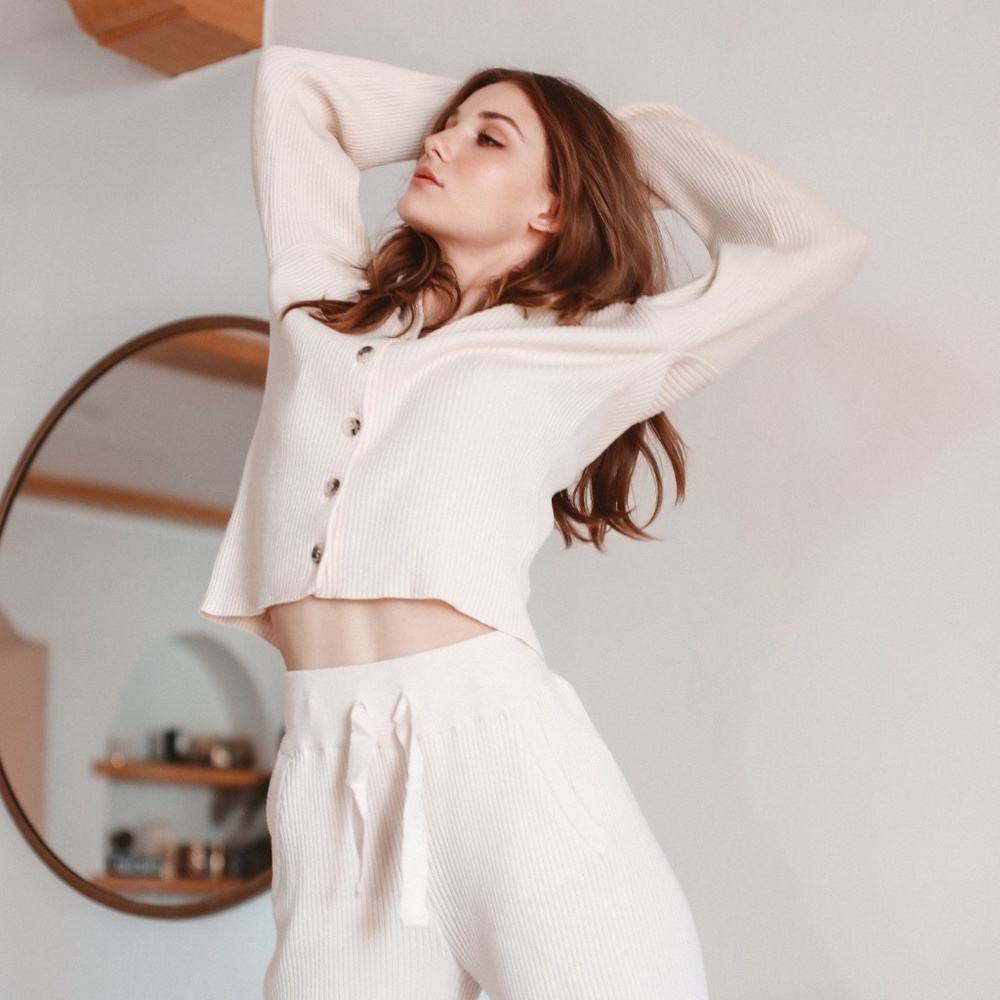 XLE Paige Comfy Rib Knitted Button Top - Picture 3 of 9